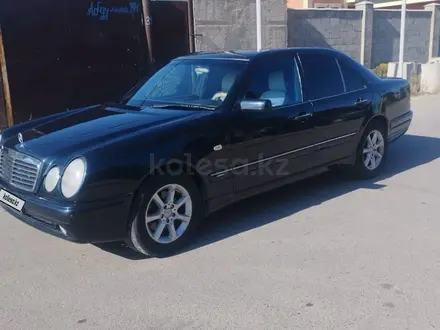 Mercedes-Benz E 280 1996 года за 2 700 000 тг. в Жаркент – фото 5