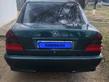 Mercedes-Benz C 180 1998 годаүшін2 150 000 тг. в Астана – фото 3