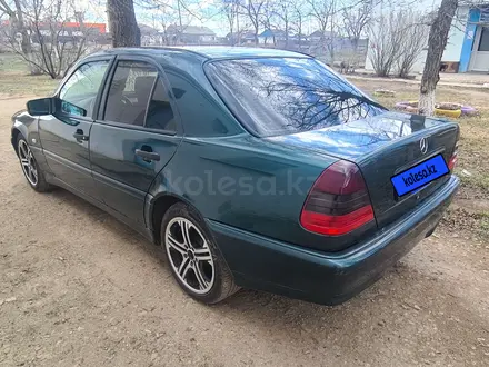 Mercedes-Benz C 180 1998 года за 2 050 000 тг. в Астана – фото 5