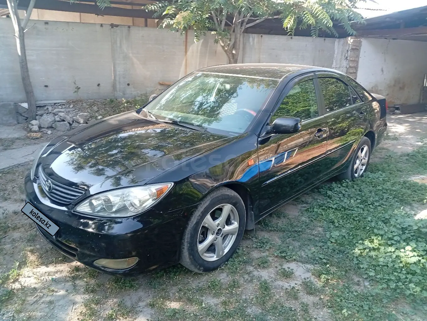 Toyota Camry, 2004