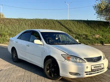 Toyota Camry 2004 года за 3 000 000 тг. в Актобе – фото 6