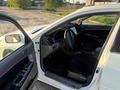 Toyota Camry 2004 года за 3 000 000 тг. в Актобе – фото 9