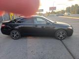Toyota Camry 2006 года за 4 500 000 тг. в Актобе – фото 3