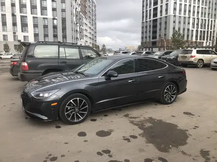 Hyundai Sonata 2020 года за 11 000 000 тг. в Астана – фото 3