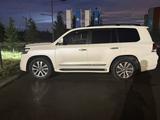 Toyota Land Cruiser 2017 года за 32 900 000 тг. в Усть-Каменогорск