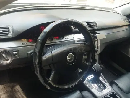 Volkswagen Passat 2007 года за 2 300 000 тг. в Алматы – фото 2