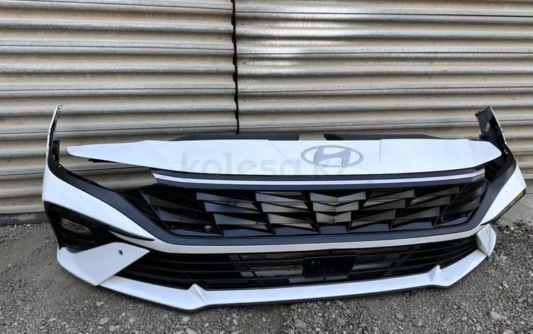 Передний бампер Hyundai Elantra CN7 (2023 2025) за 10 000 тг. в Актобе