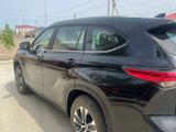 Toyota Highlander 2023 годаүшін26 000 000 тг. в Атырау – фото 3