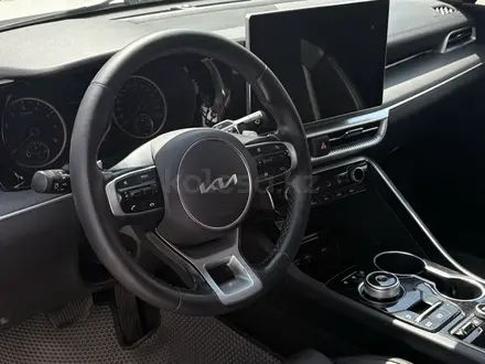 Kia K5 2023 года за 10 800 000 тг. в Астана – фото 4