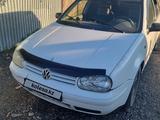 Volkswagen Golf 1999 годаfor1 700 000 тг. в Караганда