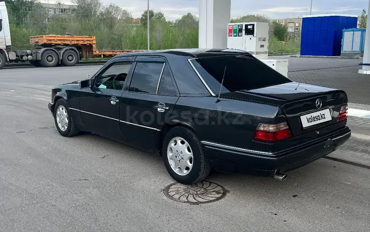 Mercedes-Benz E 200 1993 годаүшін1 800 000 тг. в Усть-Каменогорск