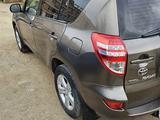 Toyota RAV4 2011 годаүшін8 600 000 тг. в Актобе