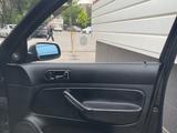 Volkswagen Golf 2001 года за 2 350 000 тг. в Алматы – фото 3