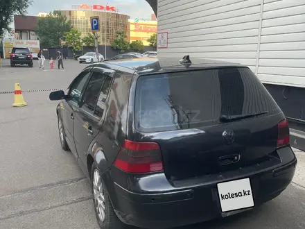 Volkswagen Golf 2001 года за 2 350 000 тг. в Алматы