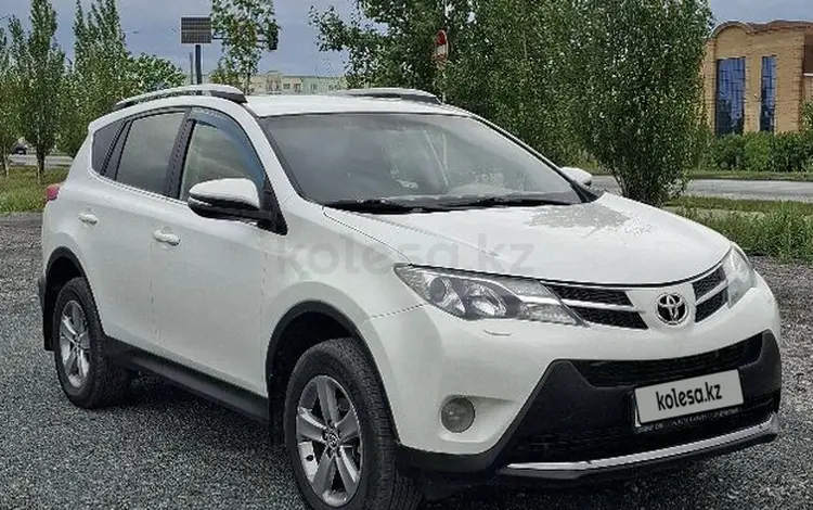Toyota RAV4 2015 годаүшін9 199 000 тг. в Актобе