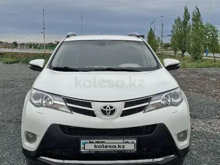 Toyota RAV4 2015 года за 9 199 000 тг. в Актобе – фото 2