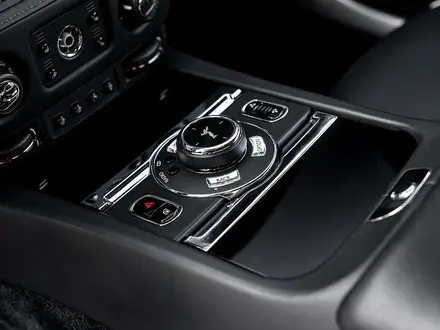 Rolls-Royce Wraith 2016 года за 100 000 000 тг. в Астана – фото 49