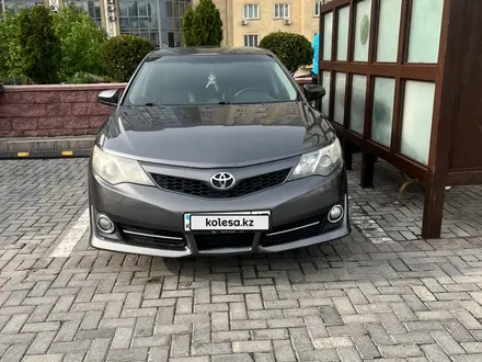 Toyota Camry 2014 года за 8 400 000 тг. в Шымкент