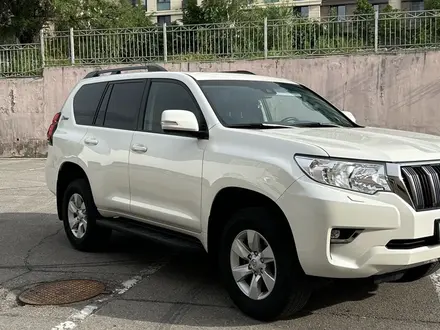 Toyota Land Cruiser Prado 2021 года за 26 500 000 тг. в Алматы – фото 2