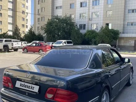 Mercedes-Benz E 320 1995 года за 2 600 000 тг. в Алматы – фото 16