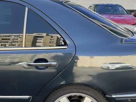 Mercedes-Benz E 320 1995 года за 2 600 000 тг. в Алматы – фото 3