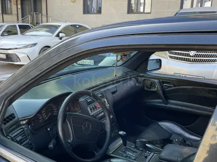 Mercedes-Benz E 320 1995 года за 2 600 000 тг. в Алматы – фото 9