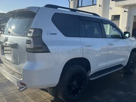 Toyota Land Cruiser Prado 2021 года за 25 500 000 тг. в Актобе – фото 5