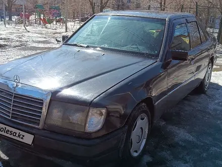 Mercedes-Benz E 260 1991 года за 1 500 000 тг. в Жезказган – фото 4