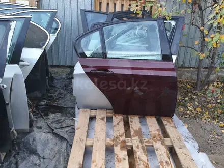 Дверь на BMW e90 за 35 000 тг. в Алматы – фото 13