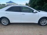 Toyota Camry 2015 года за 12 000 000 тг. в Уральск – фото 3