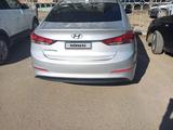 Hyundai Elantra 2017 годаүшін4 200 000 тг. в Актобе – фото 2