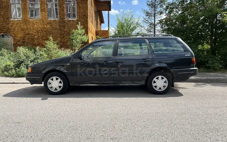 Volkswagen Passat 1993 года за 1 290 000 тг. в Астана