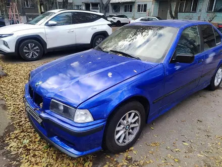 BMW 318 1993 года за 1 000 000 тг. в Караганда – фото 5