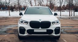 BMW X5 2021 года за 39 000 000 тг. в Астана – фото 2