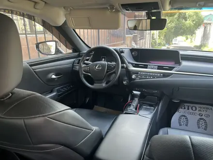 Lexus ES 250 2020 года за 20 500 000 тг. в Алматы – фото 4