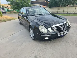 Mercedes-Benz E 320