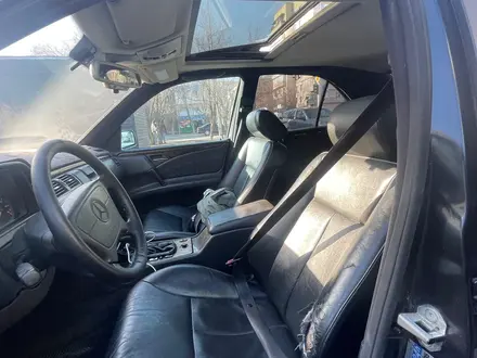 Mercedes-Benz E 280 1996 года за 1 400 000 тг. в Караганда – фото 3