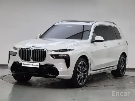 BMW X7 2024 года за 58 000 000 тг. в Алматы