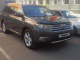 Toyota Highlander 2011 года за 12 500 000 тг. в Сарыагаш – фото 2