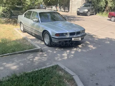 BMW 730 1997 года за 2 750 000 тг. в Алматы – фото 5