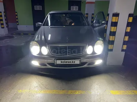 Mercedes-Benz E 320 2004 года за 4 800 000 тг. в Астана