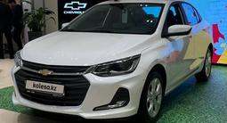 Chevrolet Onix Premier 1 2024 года за 8 390 000 тг. в Алматы