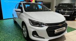 Chevrolet Onix Premier 1 2024 года за 8 390 000 тг. в Алматы – фото 3