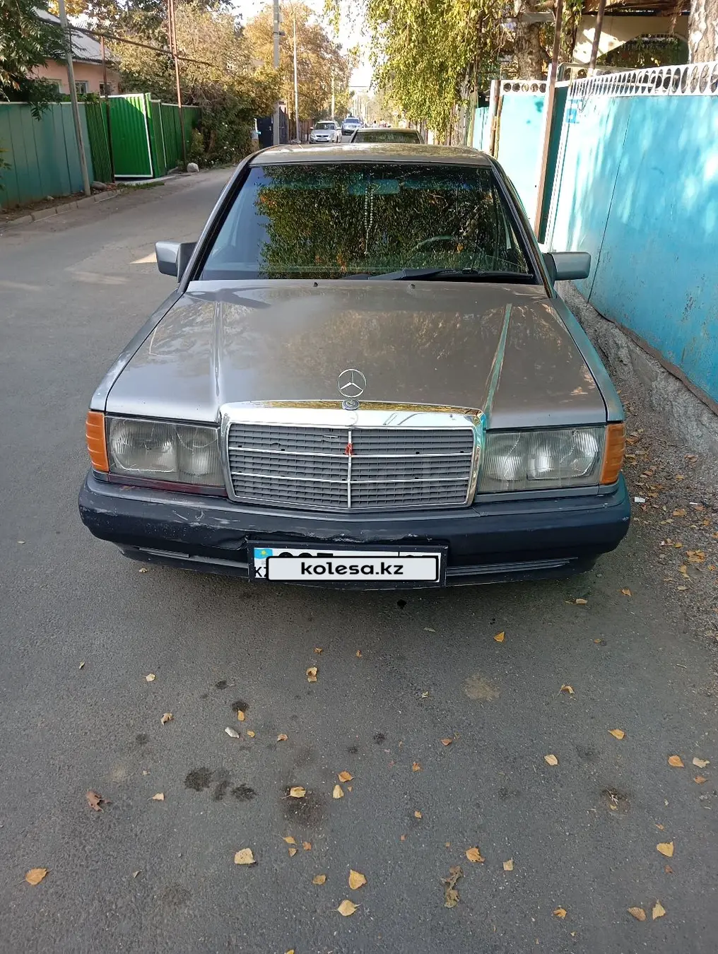 Mercedes-Benz 190, 1990