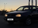 Volkswagen Vento 1992 года за 1 200 000 тг. в Сатпаев – фото 4