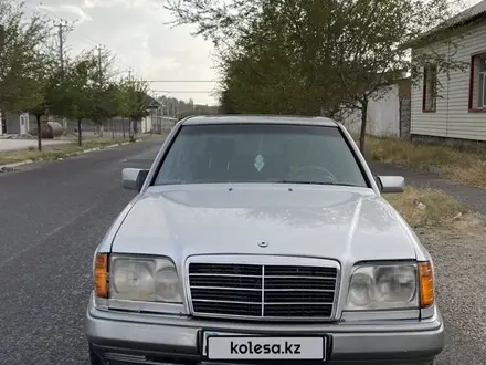 Mercedes-Benz E 300 1995 года за 1 300 000 тг. в Туркестан – фото 5