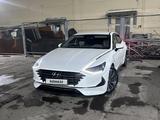 Hyundai Sonata 2020 года за 11 200 000 тг. в Алматы – фото 2