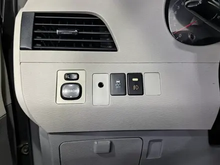 Toyota Sienna 2011 года за 8 990 000 тг. в Астана – фото 23