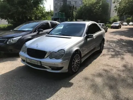 Бампер мерседес 203 w203 c32 amg за 60 000 тг. в Алматы – фото 2