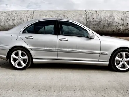 Бампер мерседес 203 w203 c32 amg за 60 000 тг. в Алматы – фото 4